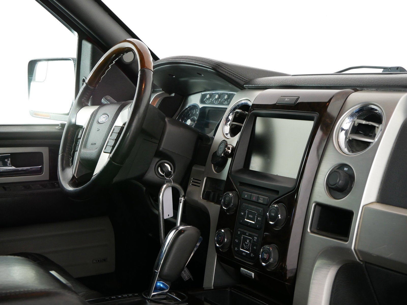 2014 Ford F-150 Platinum 4WD *RELIABLE DAILY DRIVER!*