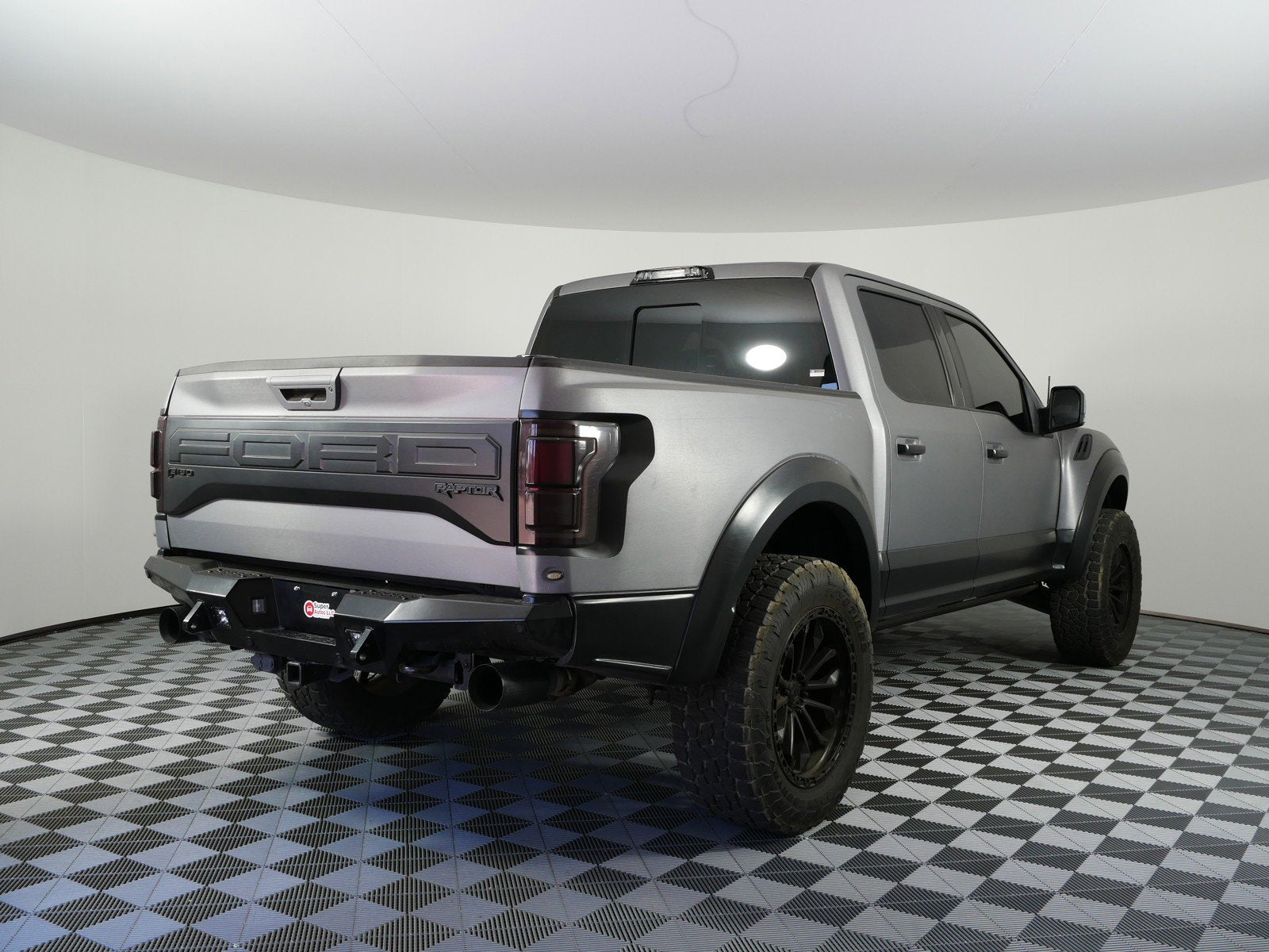 2017 Ford F-150 Raptor 4WD *LOOKS GREAT!*