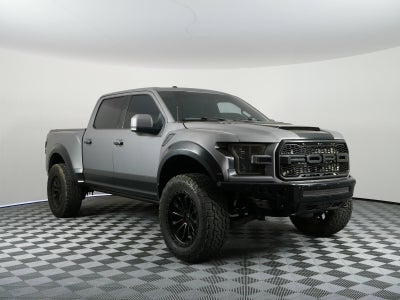 2017 Ford F-150 Raptor 4WD *LOOKS GREAT!*