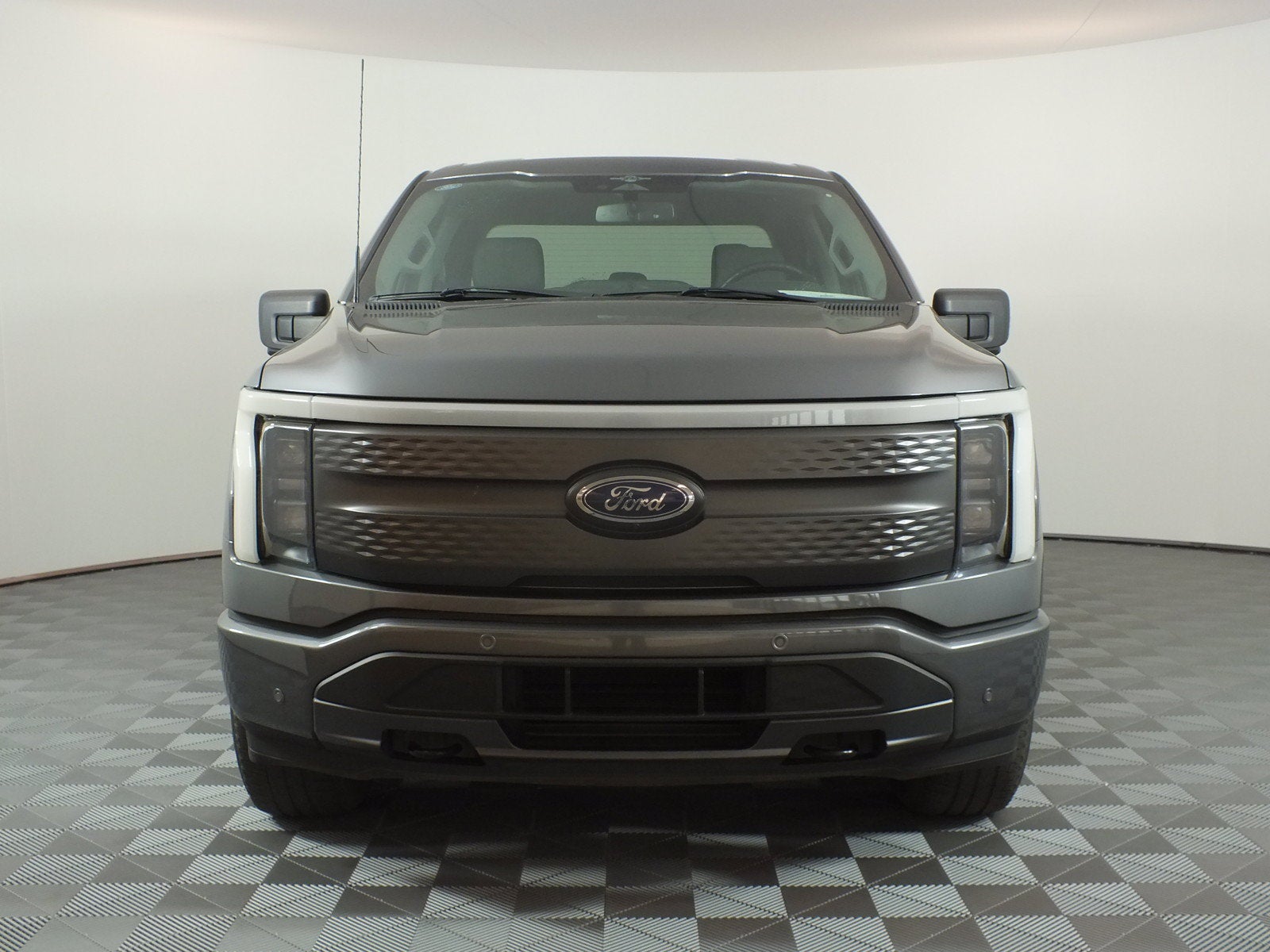 2023 Ford F-150 Lightning XLT 4WD *1-OWNER*