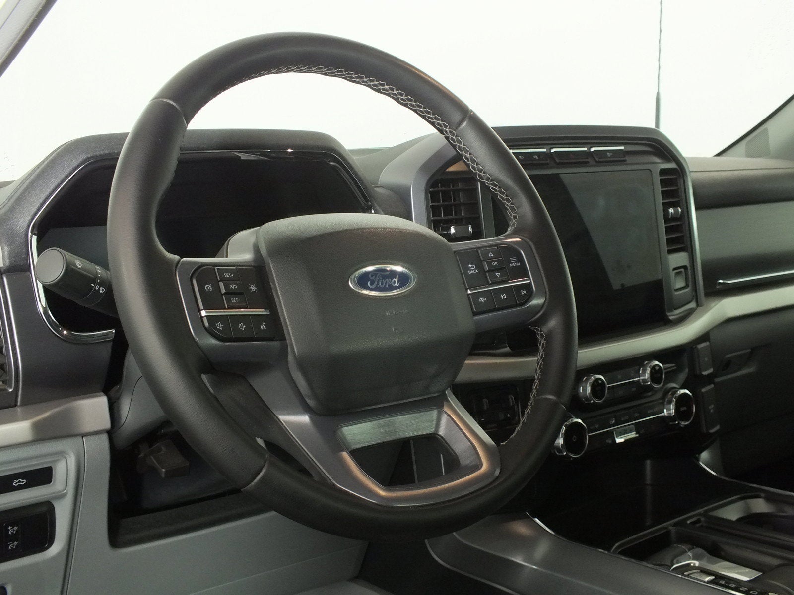 2023 Ford F-150 Lightning XLT 4WD *1-OWNER*