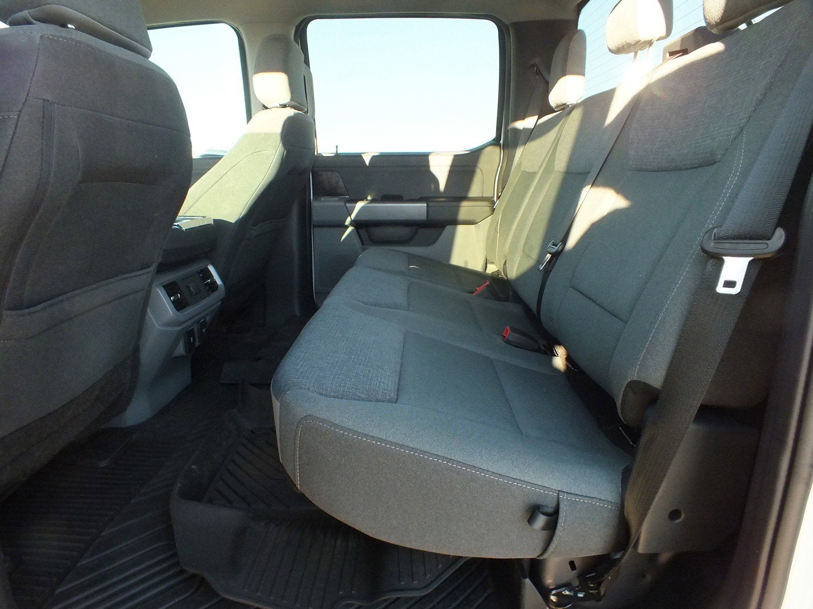 2024 Ford F-150 Lightning XLT 4WD ELECTRIC *1-OWNER! UNDER 10K MILES*