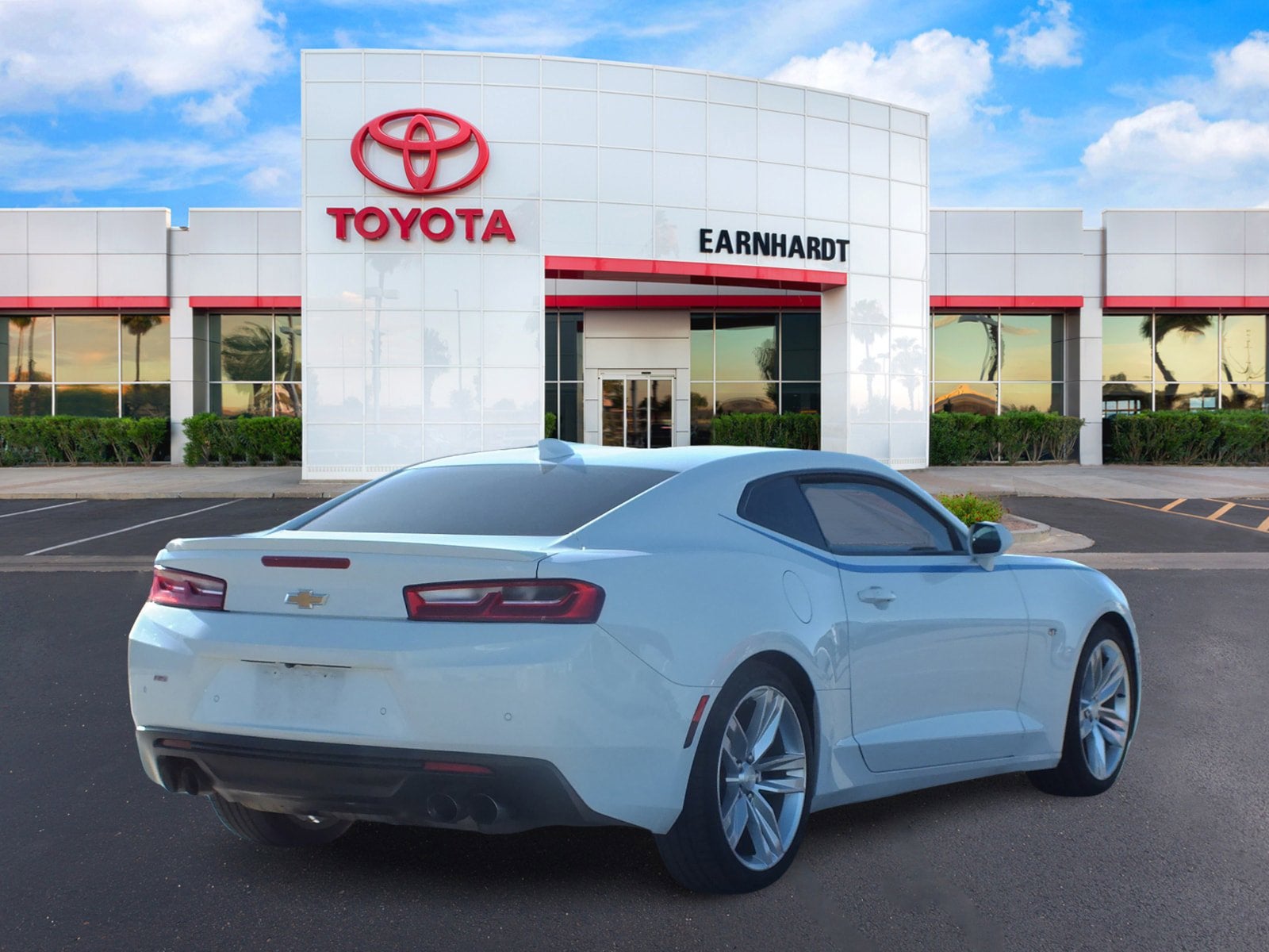 2016 Chevrolet Camaro 2LT *LOOKS GREAT!*