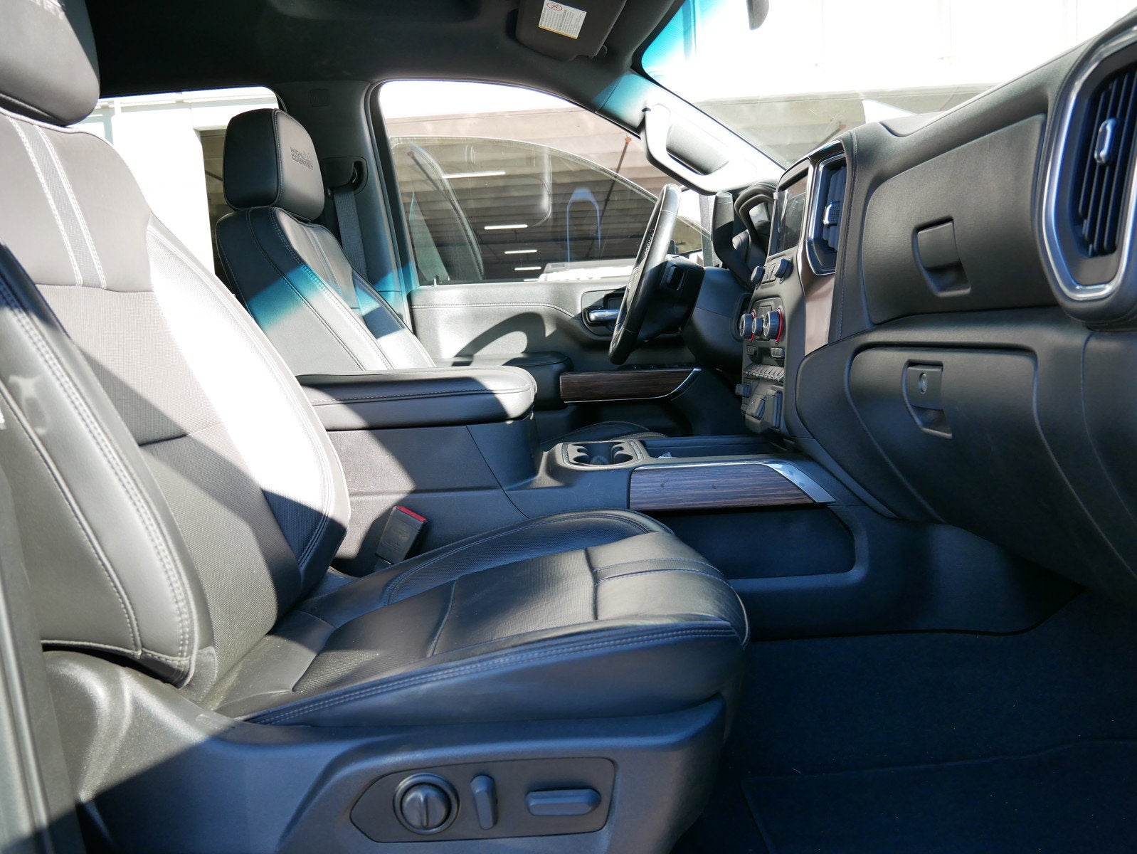 2022 Chevrolet Silverado 3500HD High Country 4WD *CLEAN CARFAX!*