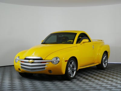 2004 Chevrolet SSR LS *CLEAN CARFAX!*