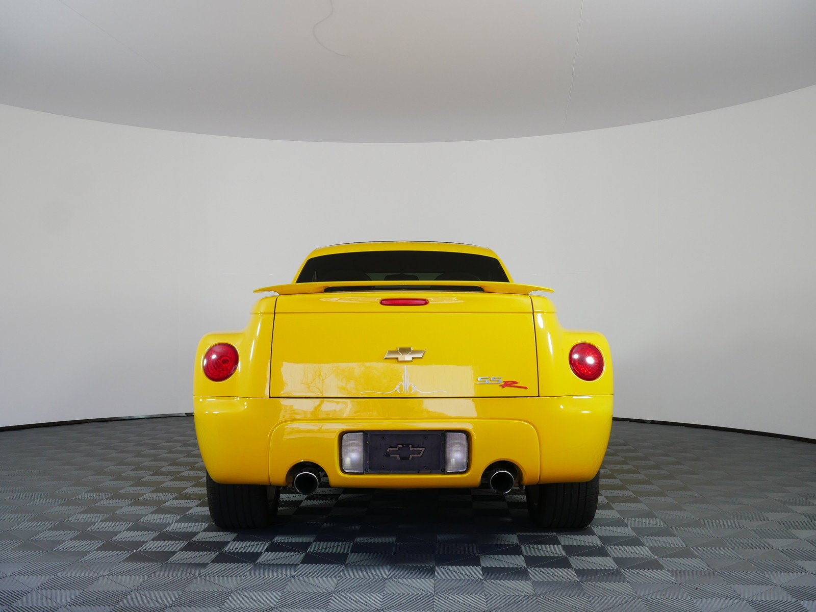 2004 Chevrolet SSR LS *CLEAN CARFAX!*
