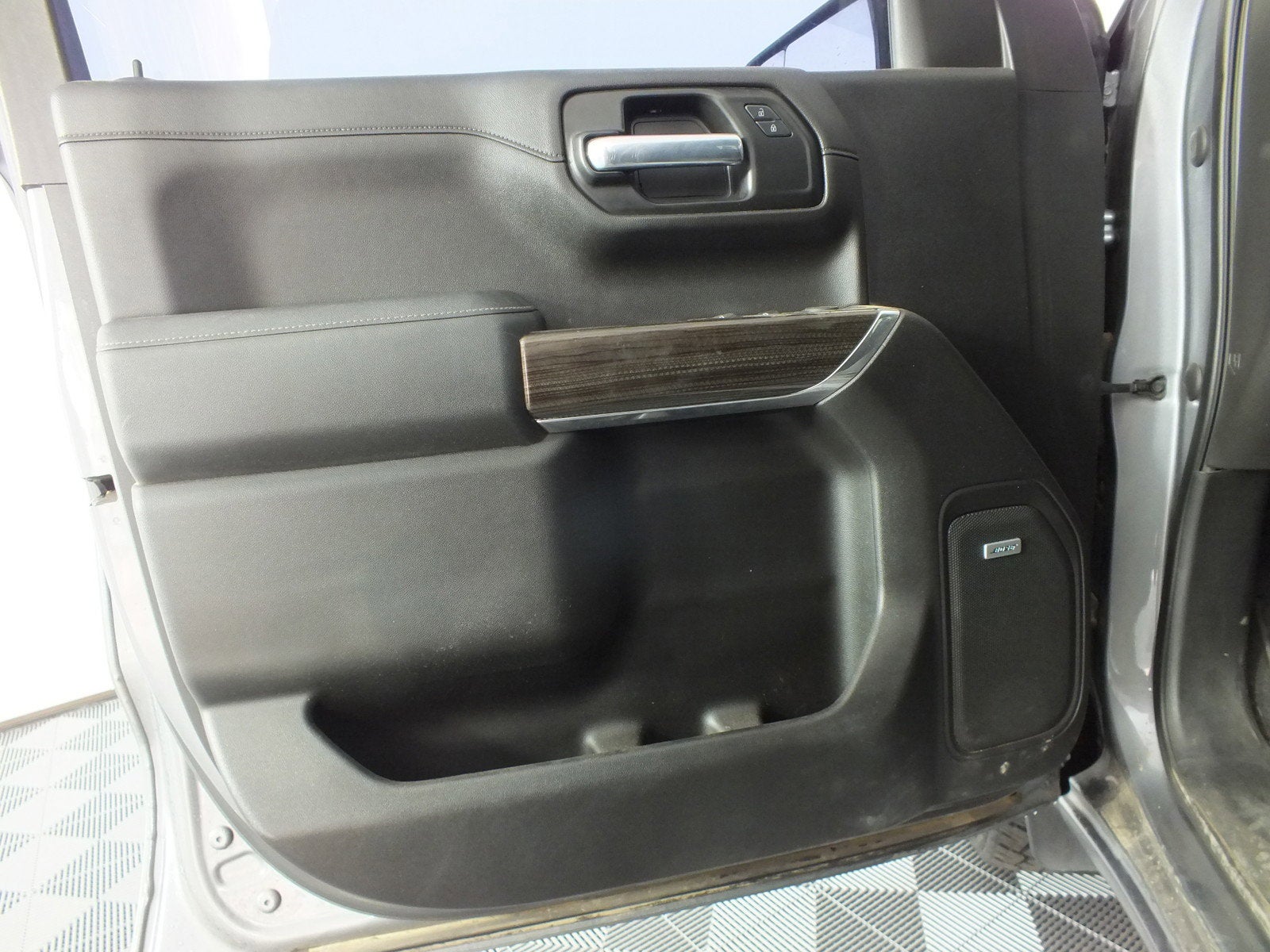 2020 Chevrolet Silverado 1500 LT Trail Boss 4WD *CLEAN CARFAX! RUNS STRONG!*