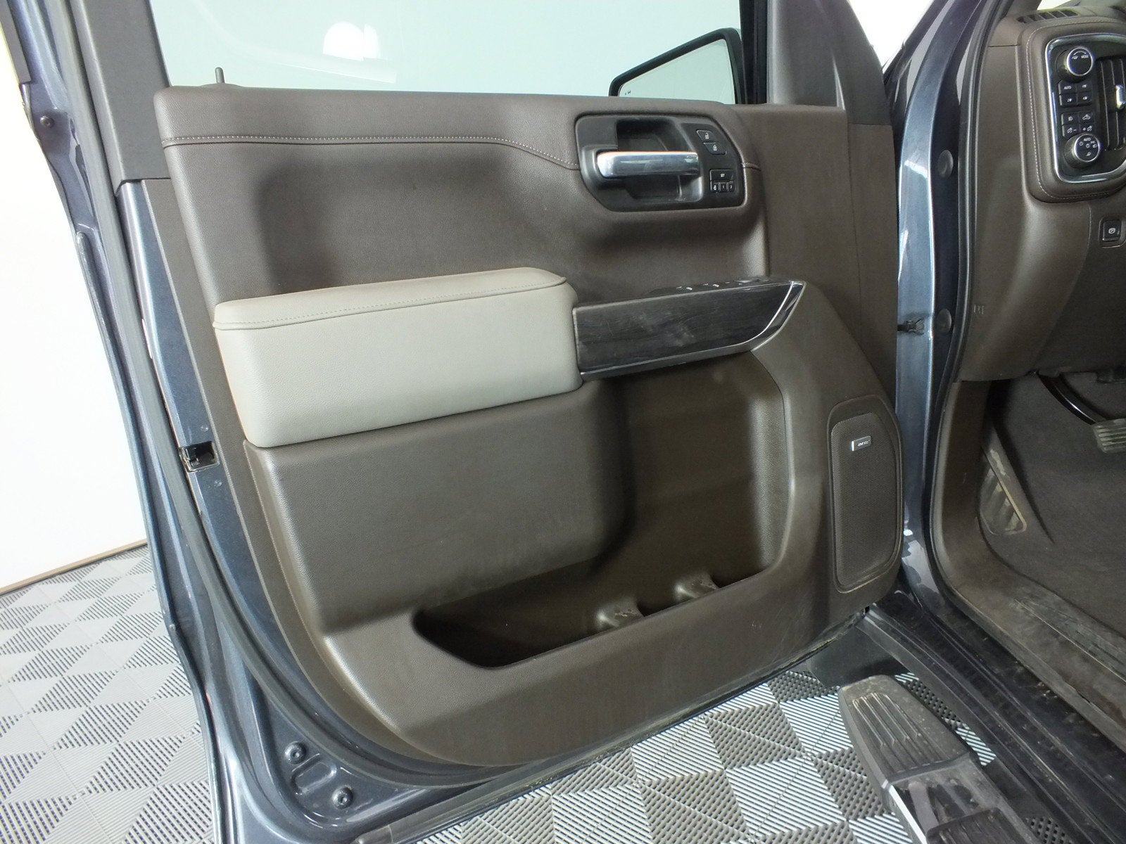 2021 Chevrolet Silverado 1500 LTZ 4WD *CLEAN CARFAX!*