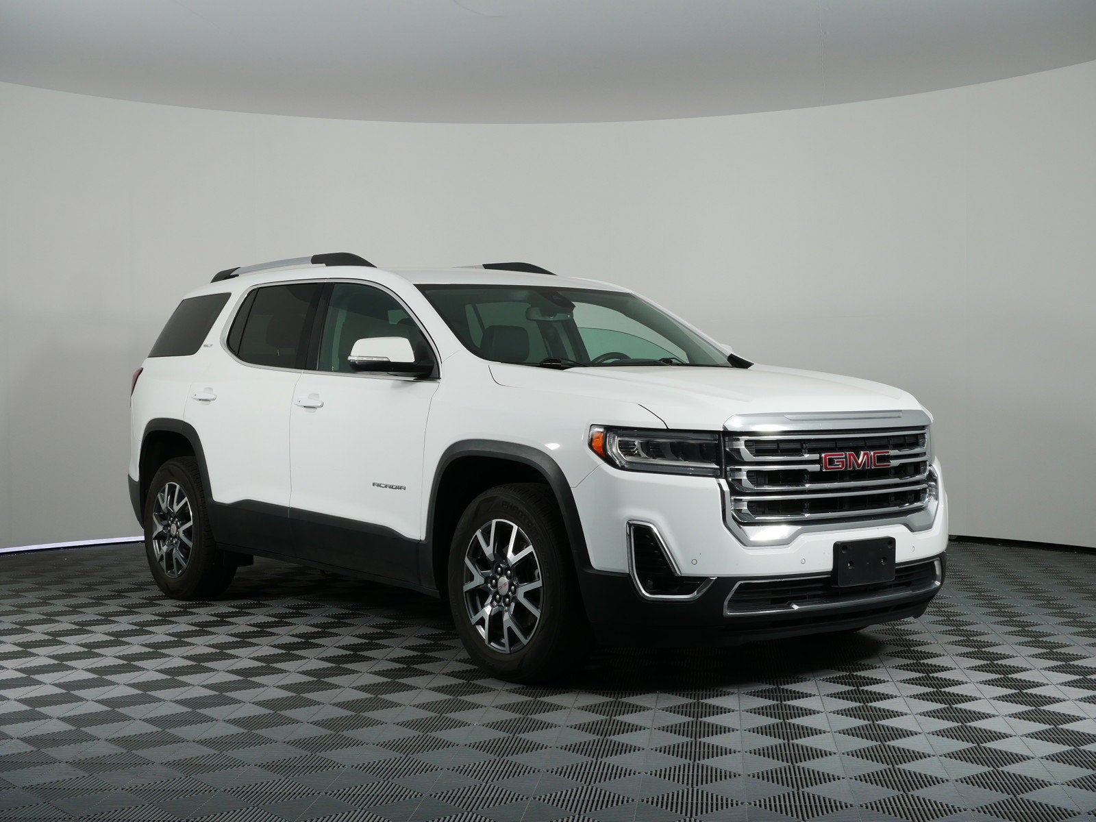 2023 GMC Acadia SLT AWD *WELL MAINTAINED!*
