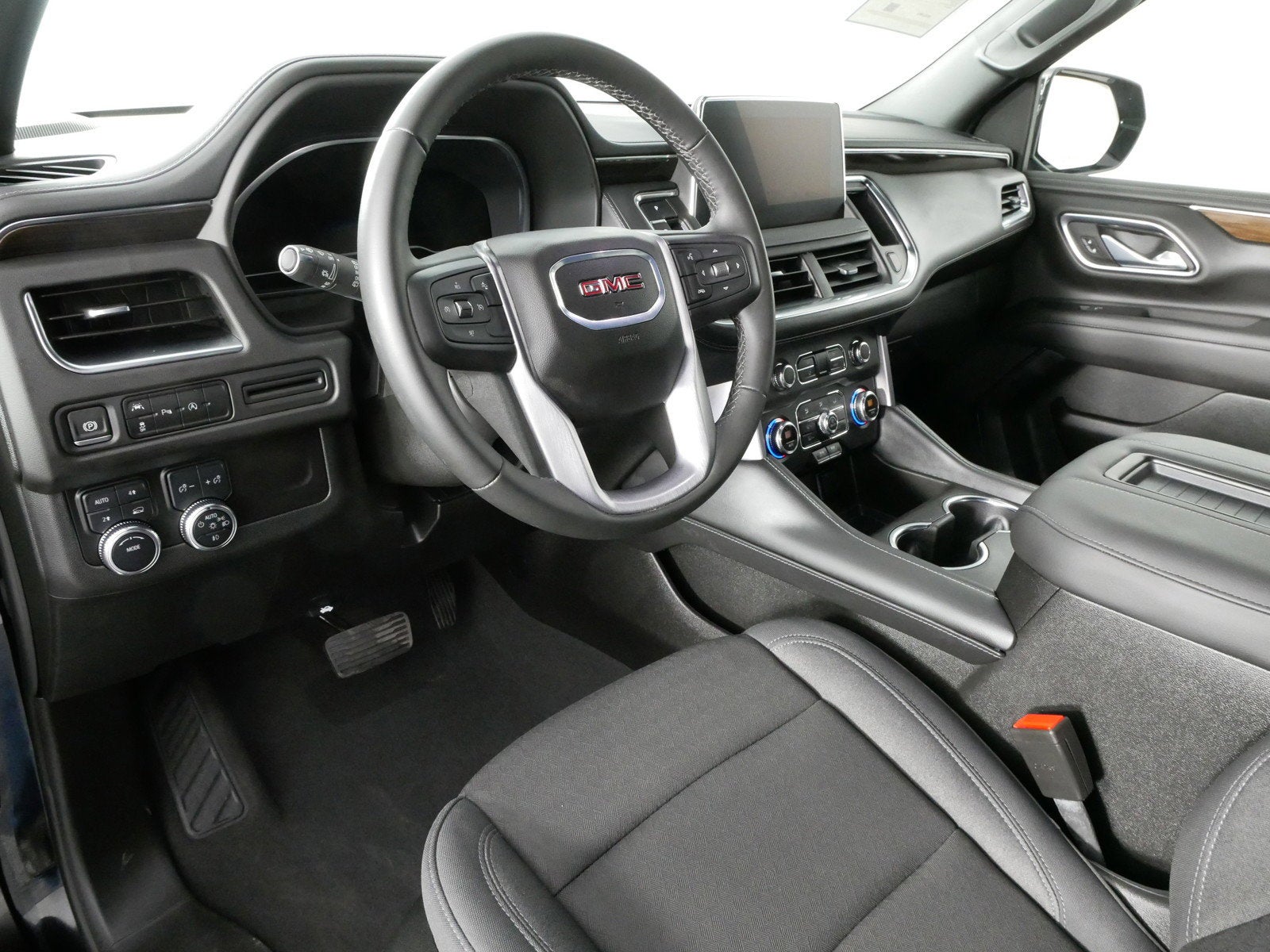 2024 GMC Yukon SLE 4X4 *CLEAN CARFAX, 1 OWNER!*