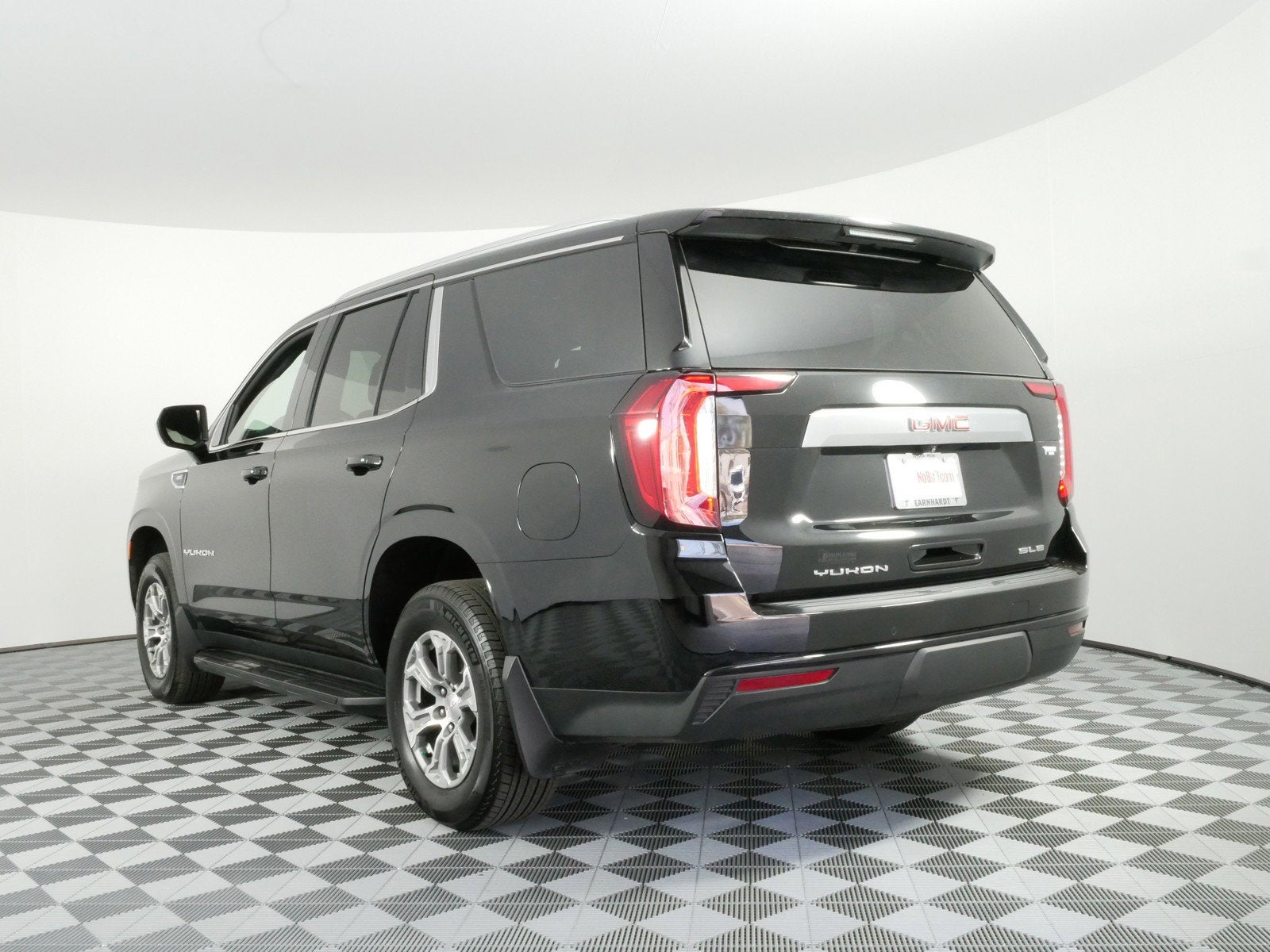 2024 GMC Yukon SLE 4X4 *CLEAN CARFAX, 1 OWNER!*