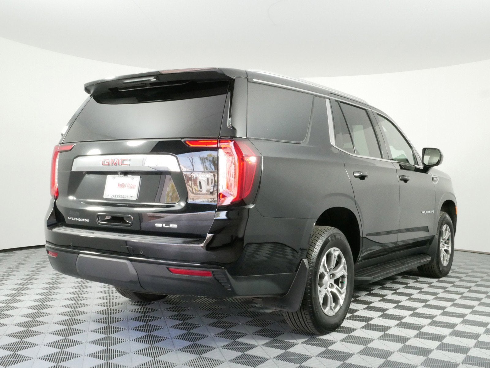 2024 GMC Yukon SLE 4X4 *CLEAN CARFAX, 1 OWNER!*