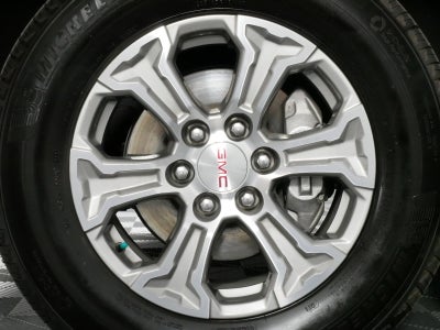 2024 GMC Yukon SLE 4X4 *CLEAN CARFAX, 1 OWNER!*