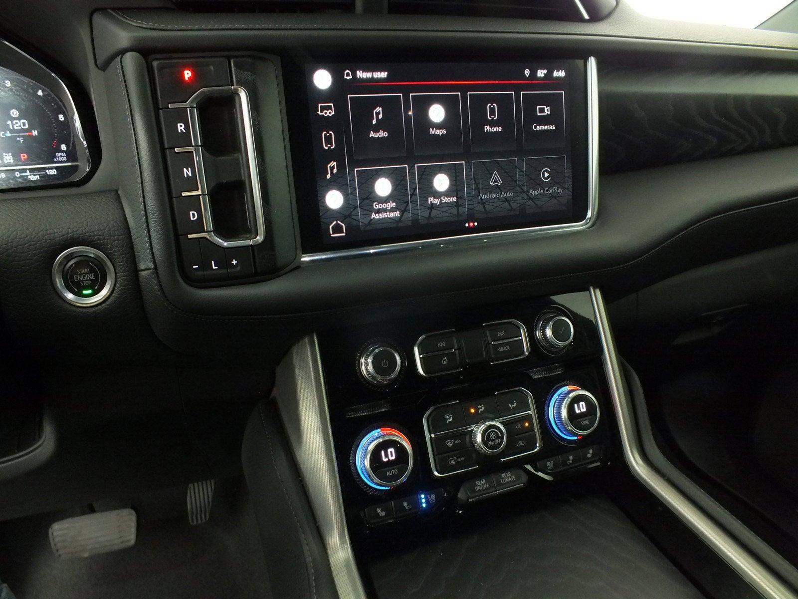 2022 GMC Yukon Denali 4WD *CLEAN CARFAX!*