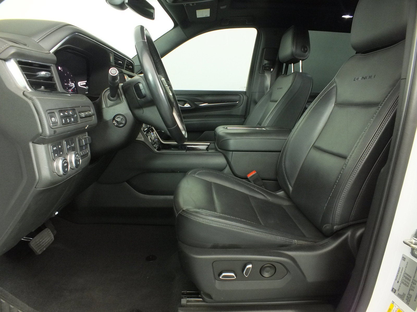2022 GMC Yukon Denali 4WD *CLEAN CARFAX!*