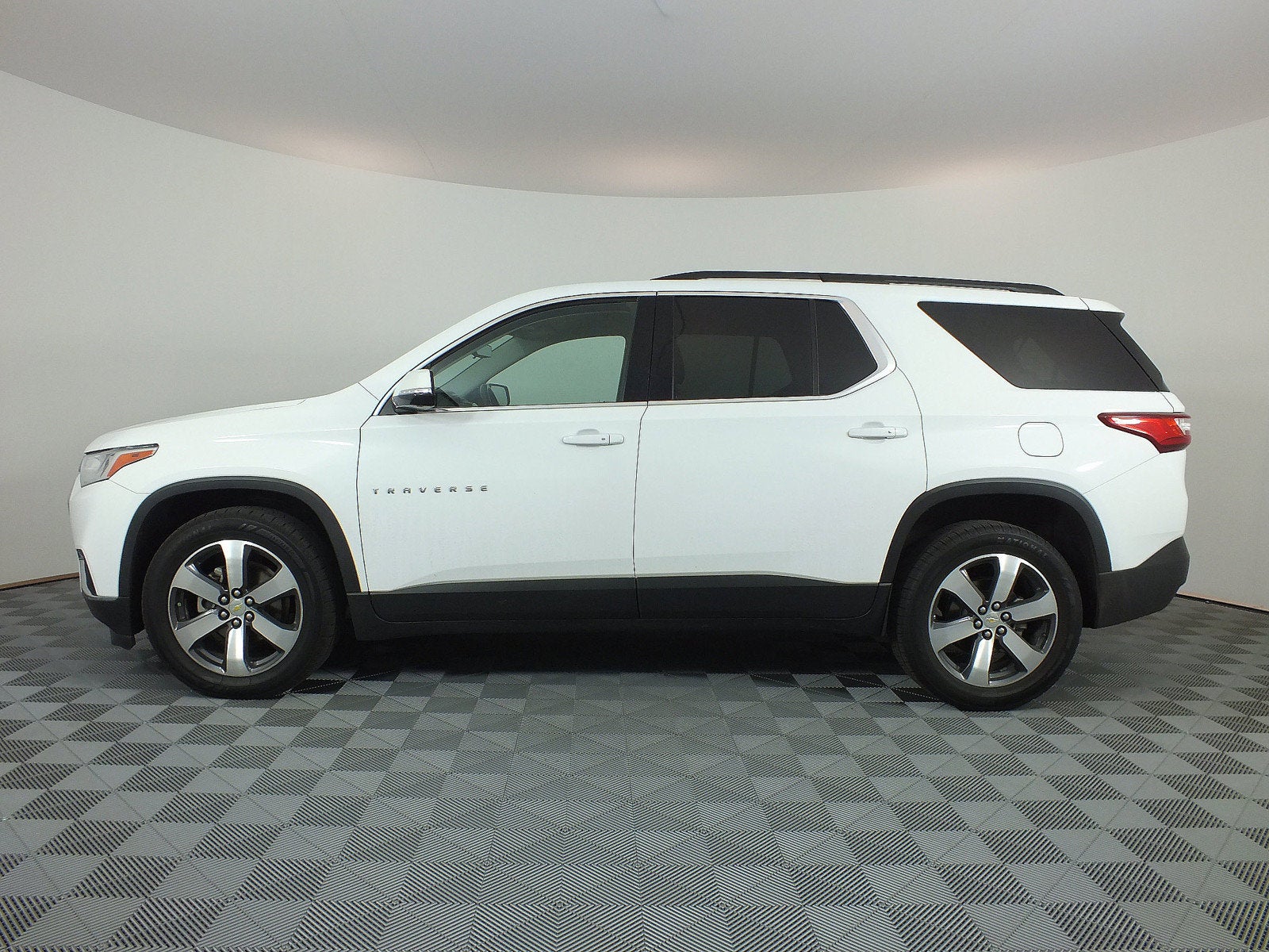 2020 Chevrolet Traverse LT Leather *CLEAN CARFAX*