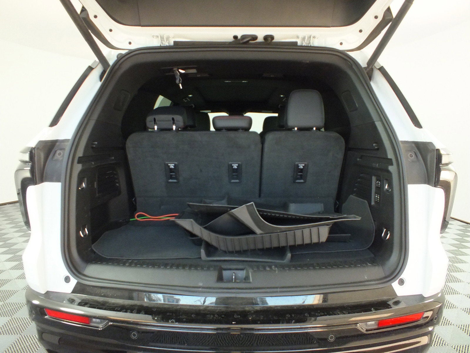 2024 Chevrolet Traverse FWD RS
