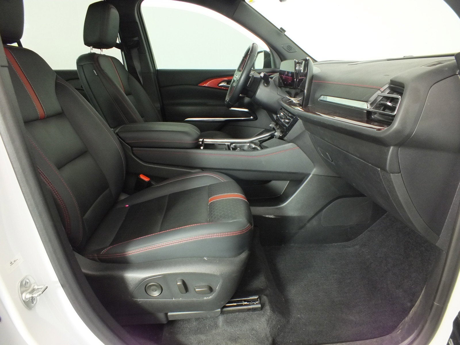 2024 Chevrolet Traverse FWD RS