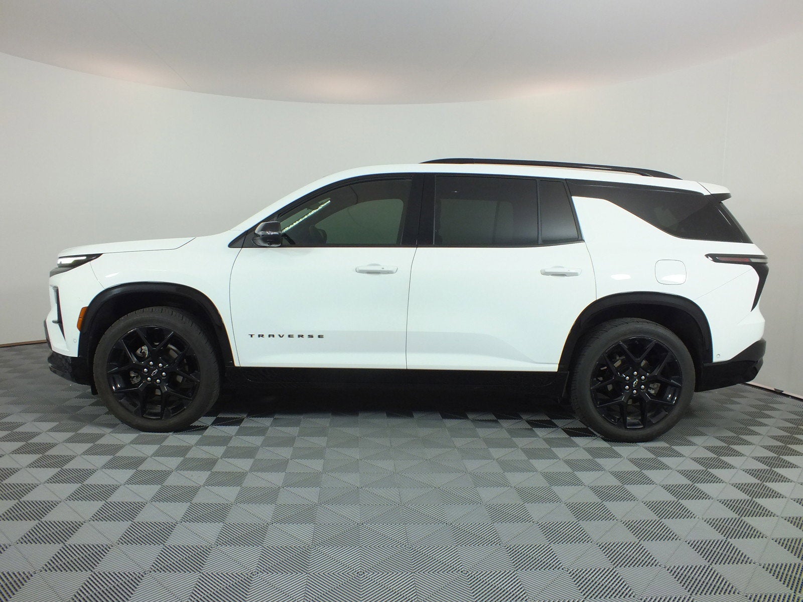 2024 Chevrolet Traverse FWD RS
