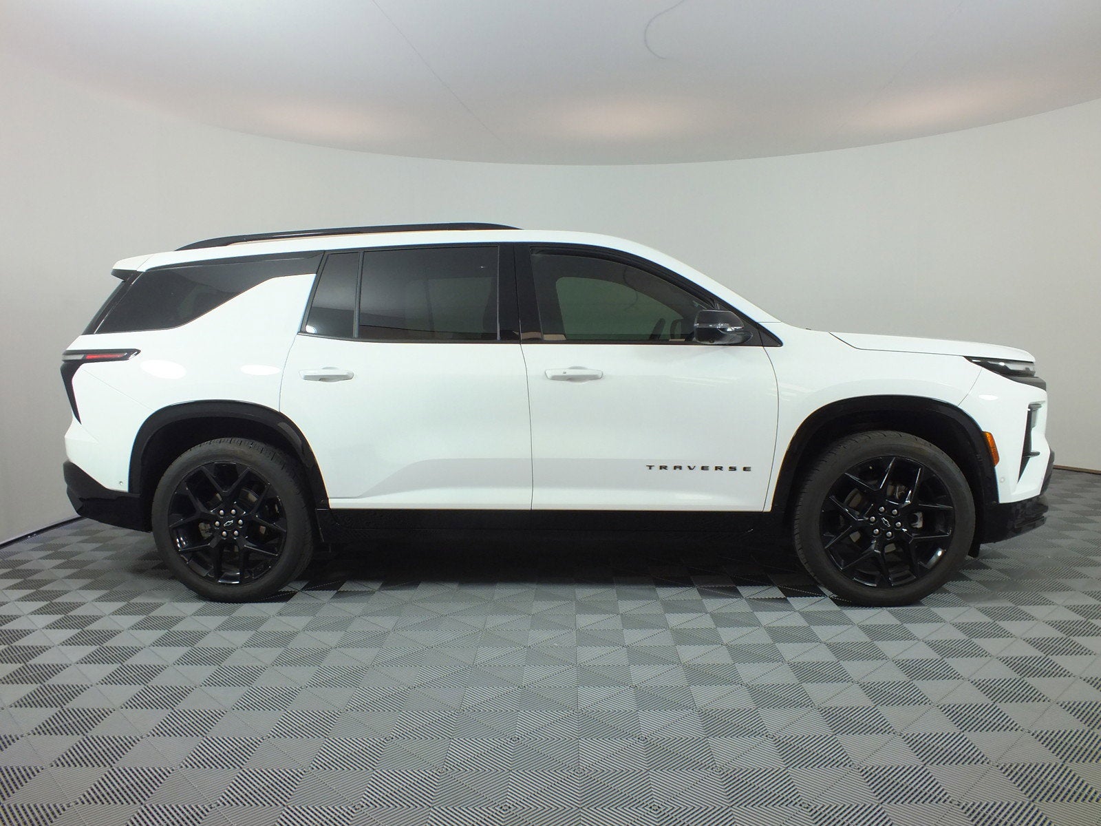 2024 Chevrolet Traverse FWD RS
