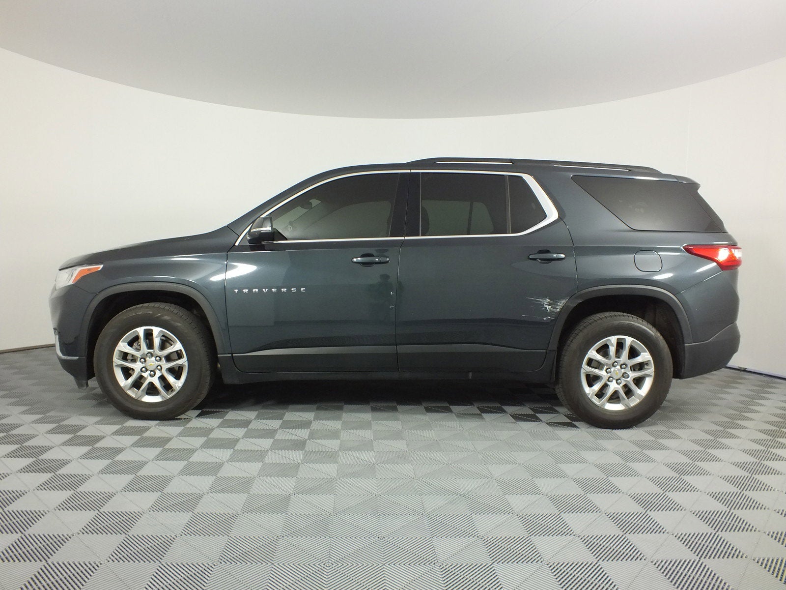 2021 Chevrolet Traverse LT AWD *ROOMY & RELIABLE!*