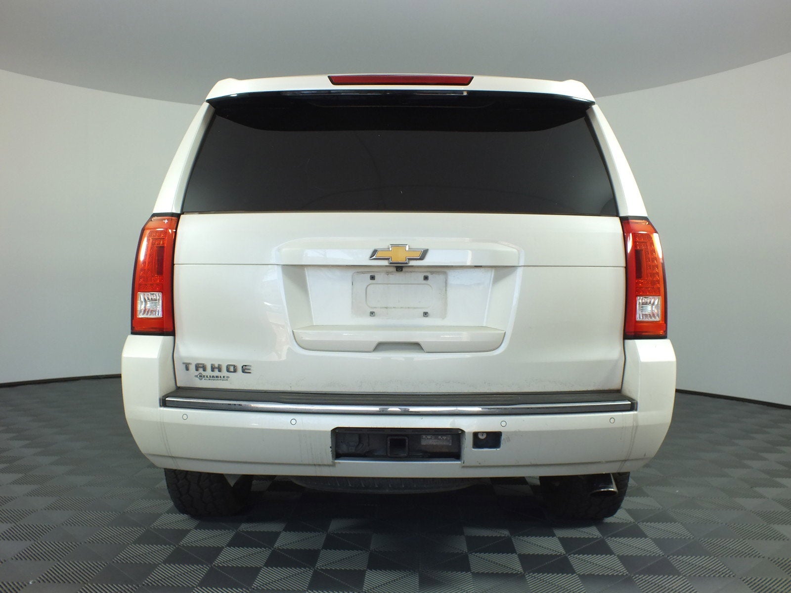 2015 Chevrolet Tahoe LTZ 4WD *LOOKS GREAT!*