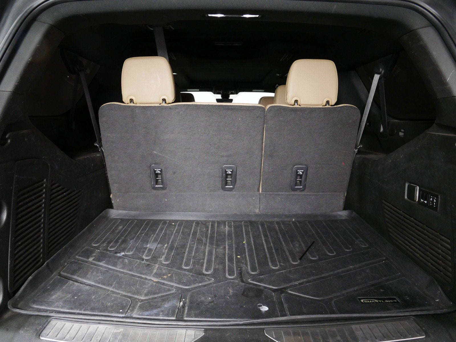2022 Chevrolet Suburban Premier 4WD *LOOKS GREAT!*