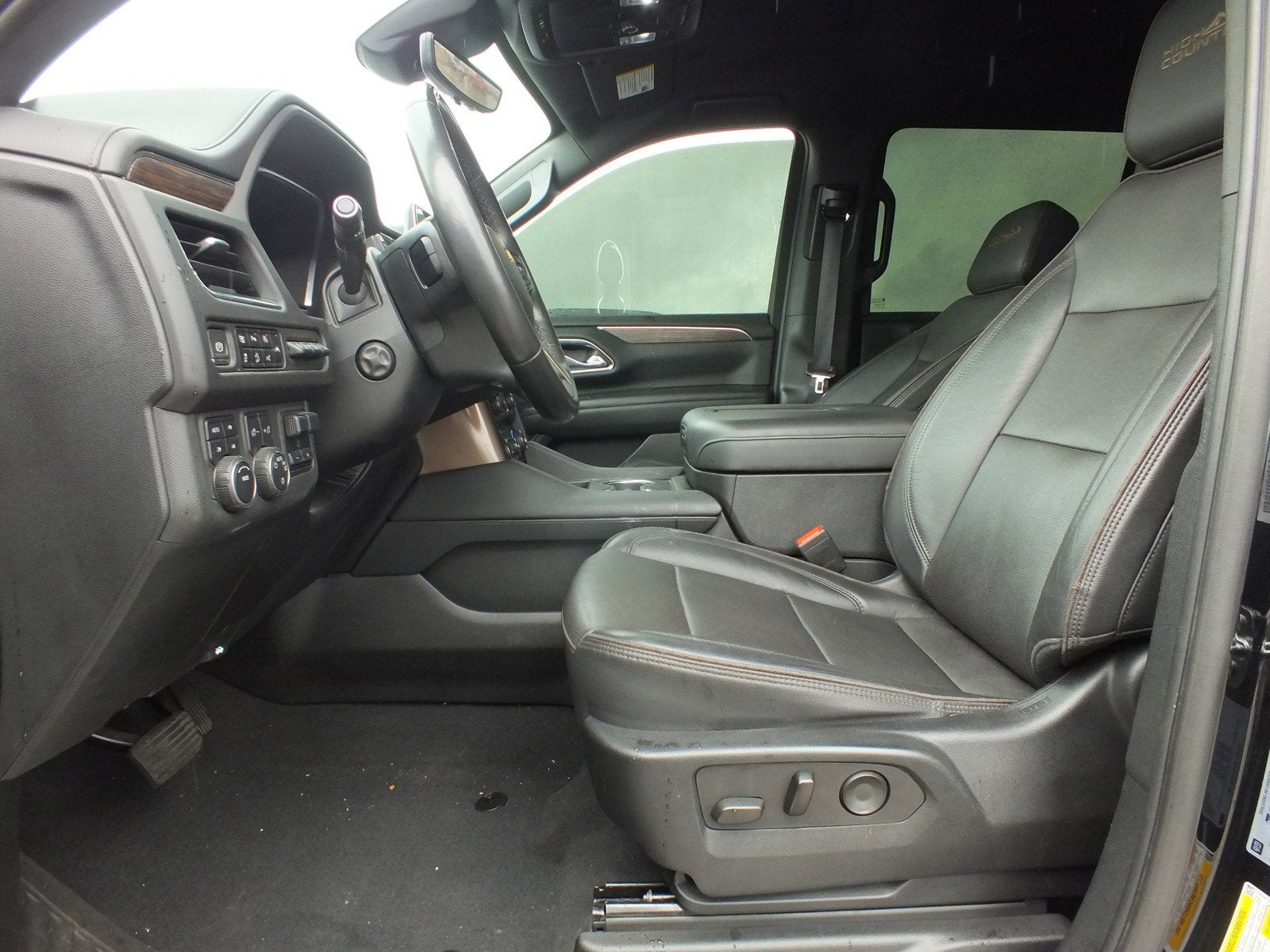 2023 Chevrolet Suburban High Country