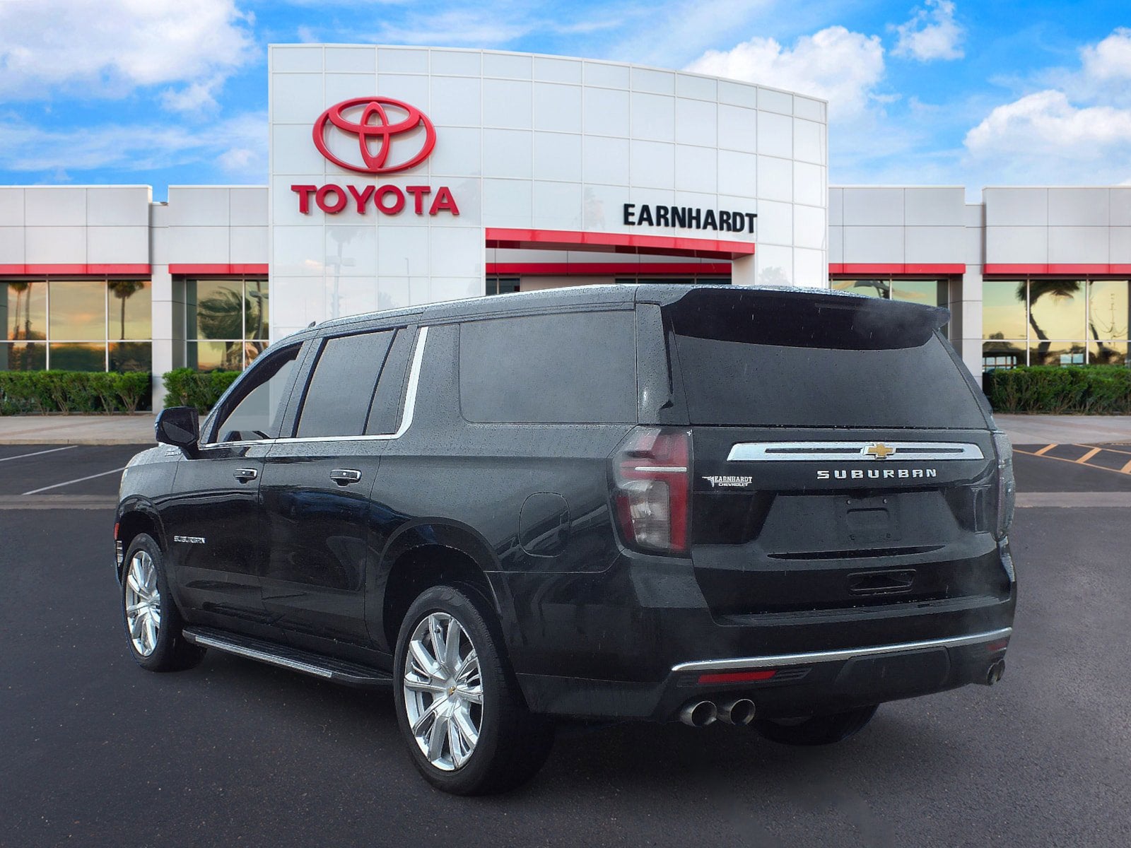 2023 Chevrolet Suburban High Country