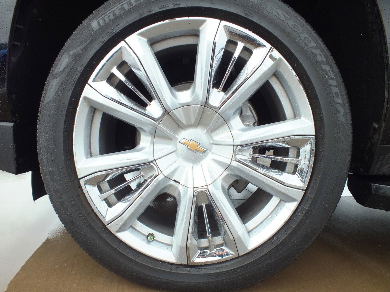 2023 Chevrolet Suburban High Country