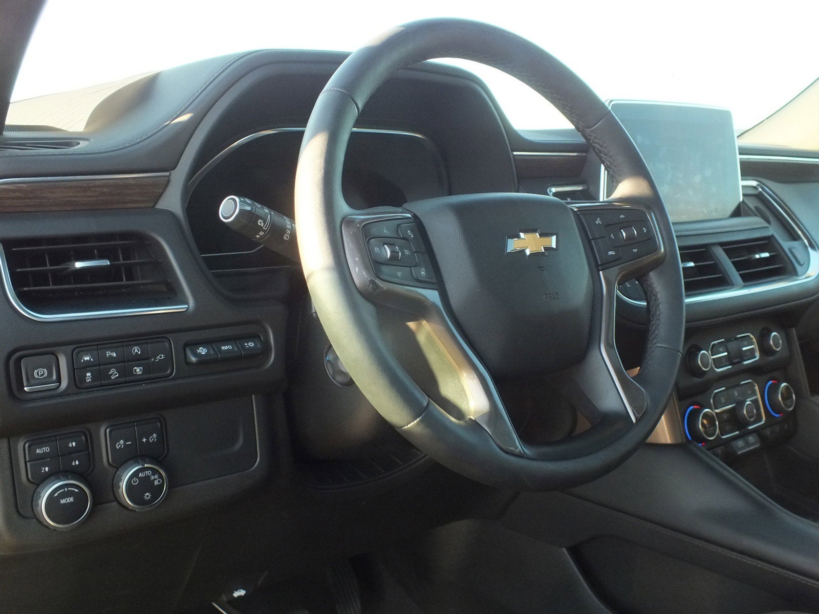 2022 Chevrolet Tahoe High Country 4WD *Room for Everyone! Luxury for You!*