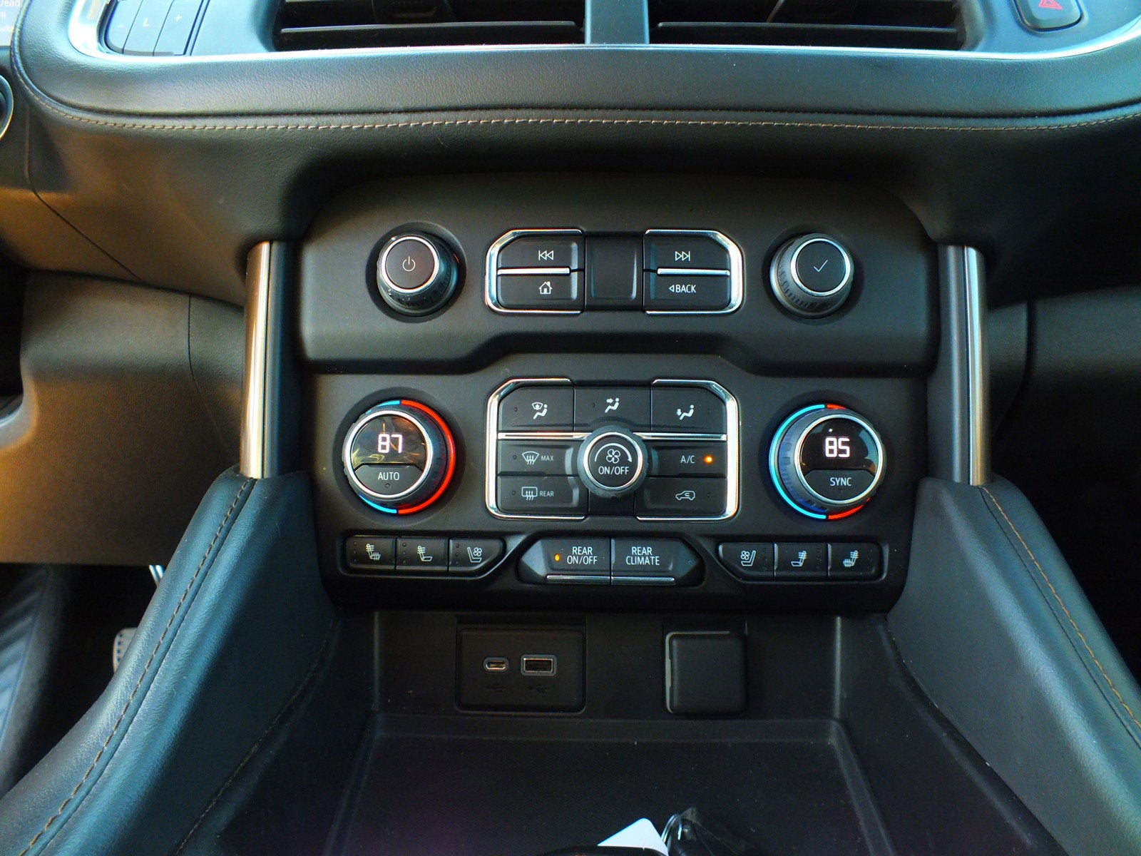 2022 Chevrolet Tahoe High Country 4WD *Room for Everyone! Luxury for You!*