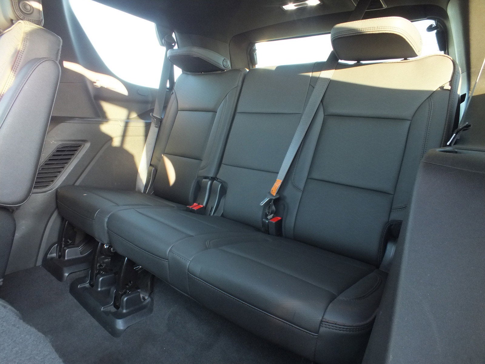 2022 Chevrolet Tahoe High Country 4WD *Room for Everyone! Luxury for You!*