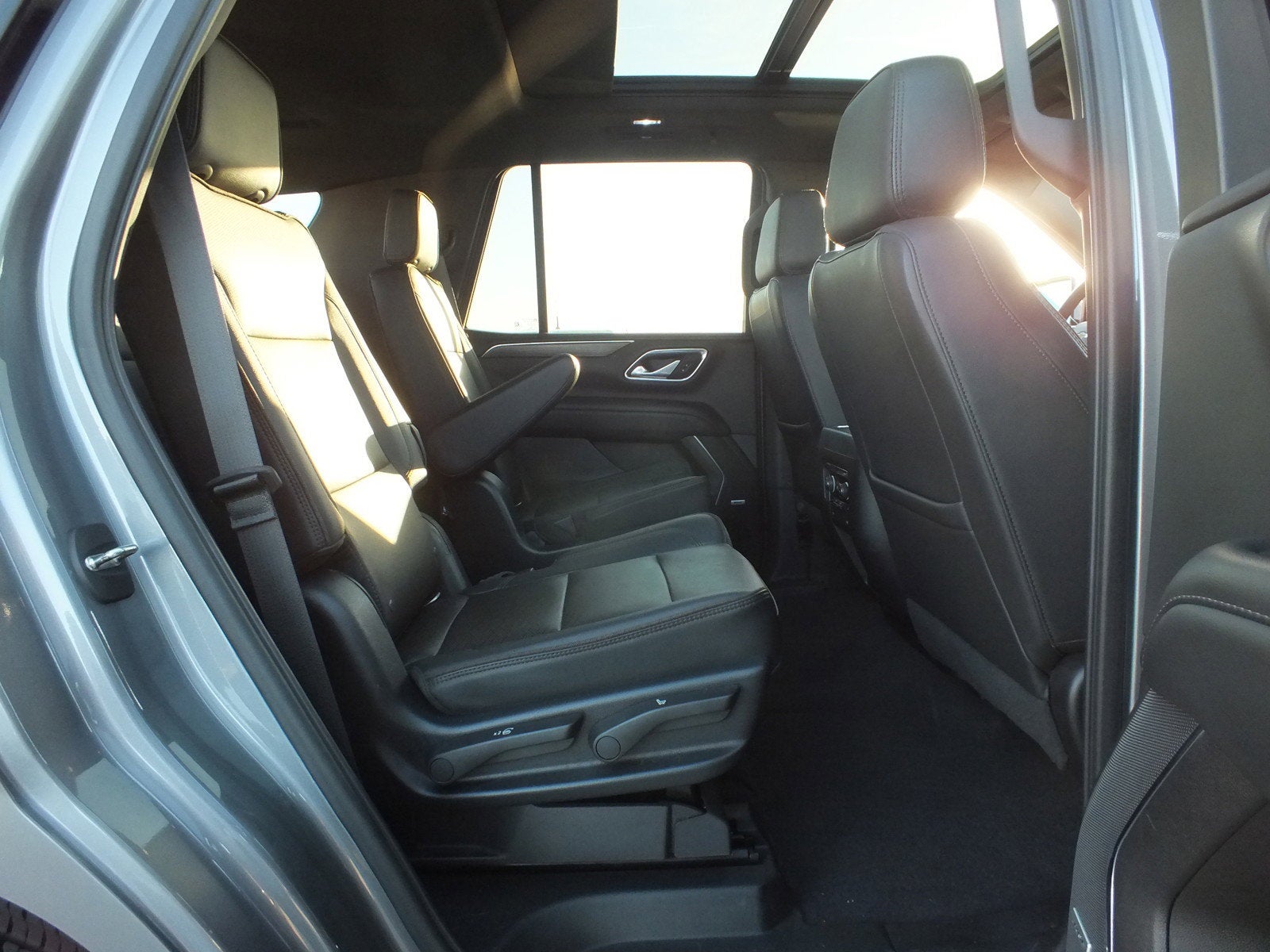 2022 Chevrolet Tahoe High Country 4WD *Room for Everyone! Luxury for You!*