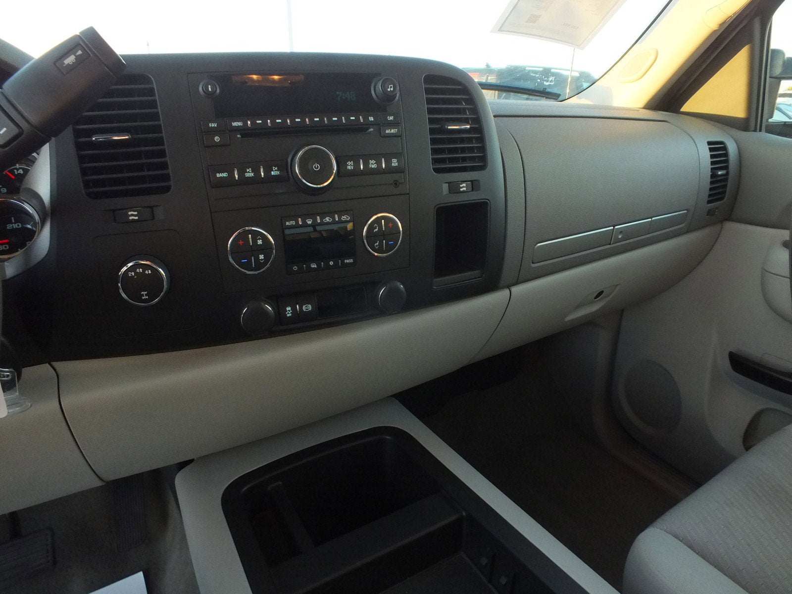 2014 GMC Sierra 2500HD SLE 4WD *CLEAN CARFAX*