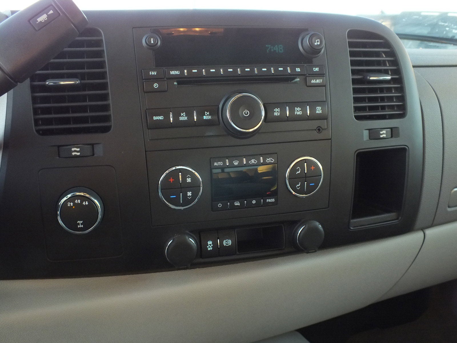 2014 GMC Sierra 2500HD SLE 4WD *CLEAN CARFAX*