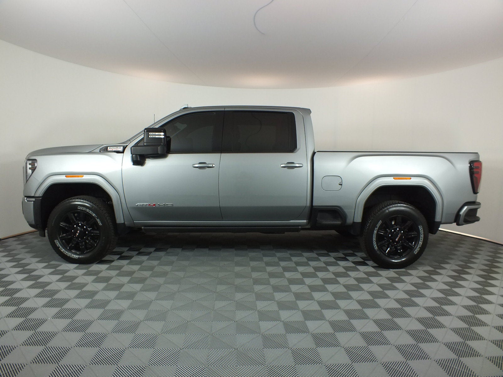 2025 GMC Sierra 2500HD AT4 4WD *CLEAN CARFAX!*