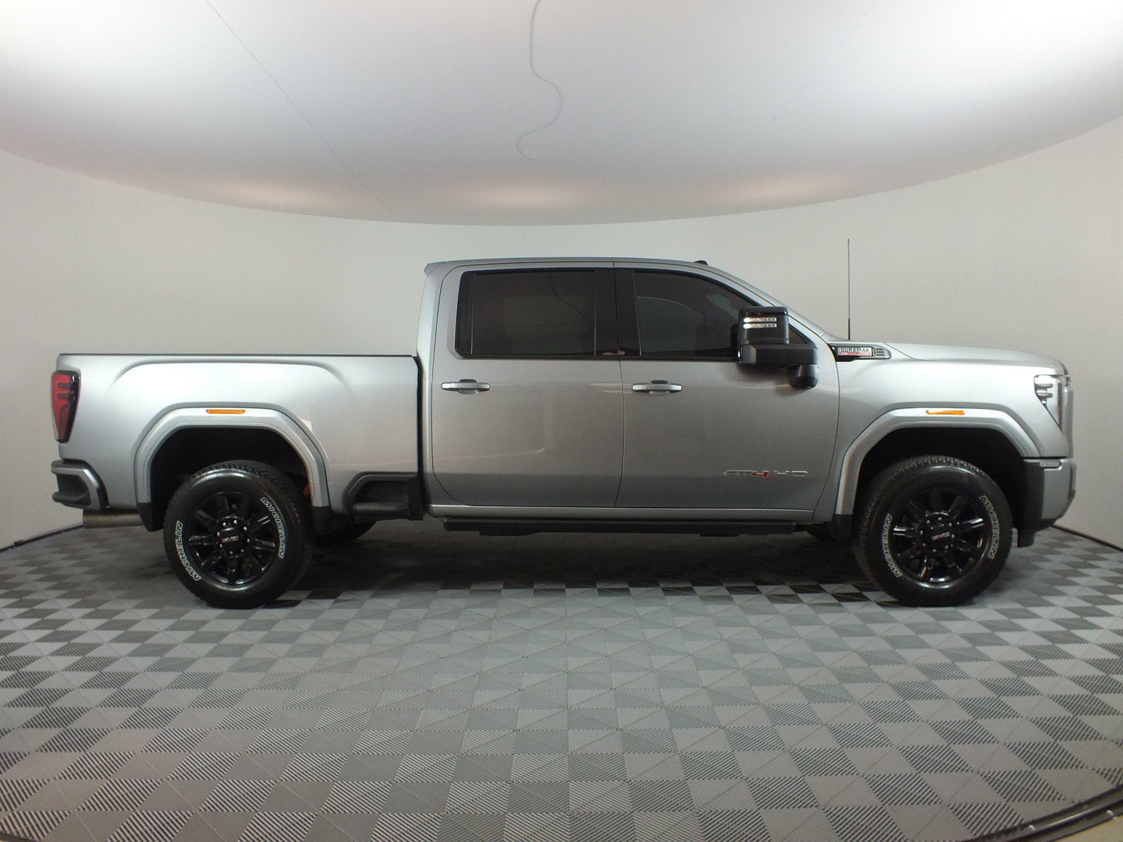 2025 GMC Sierra 2500HD AT4 4WD *CLEAN CARFAX!*