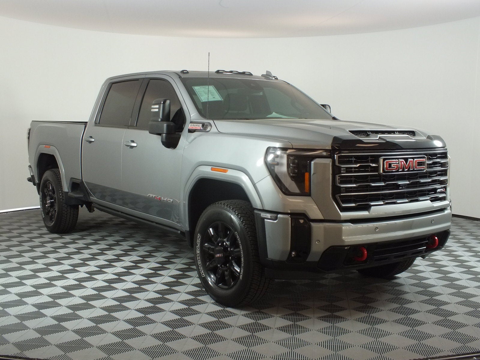 2025 GMC Sierra 2500HD AT4 4WD *CLEAN CARFAX!*