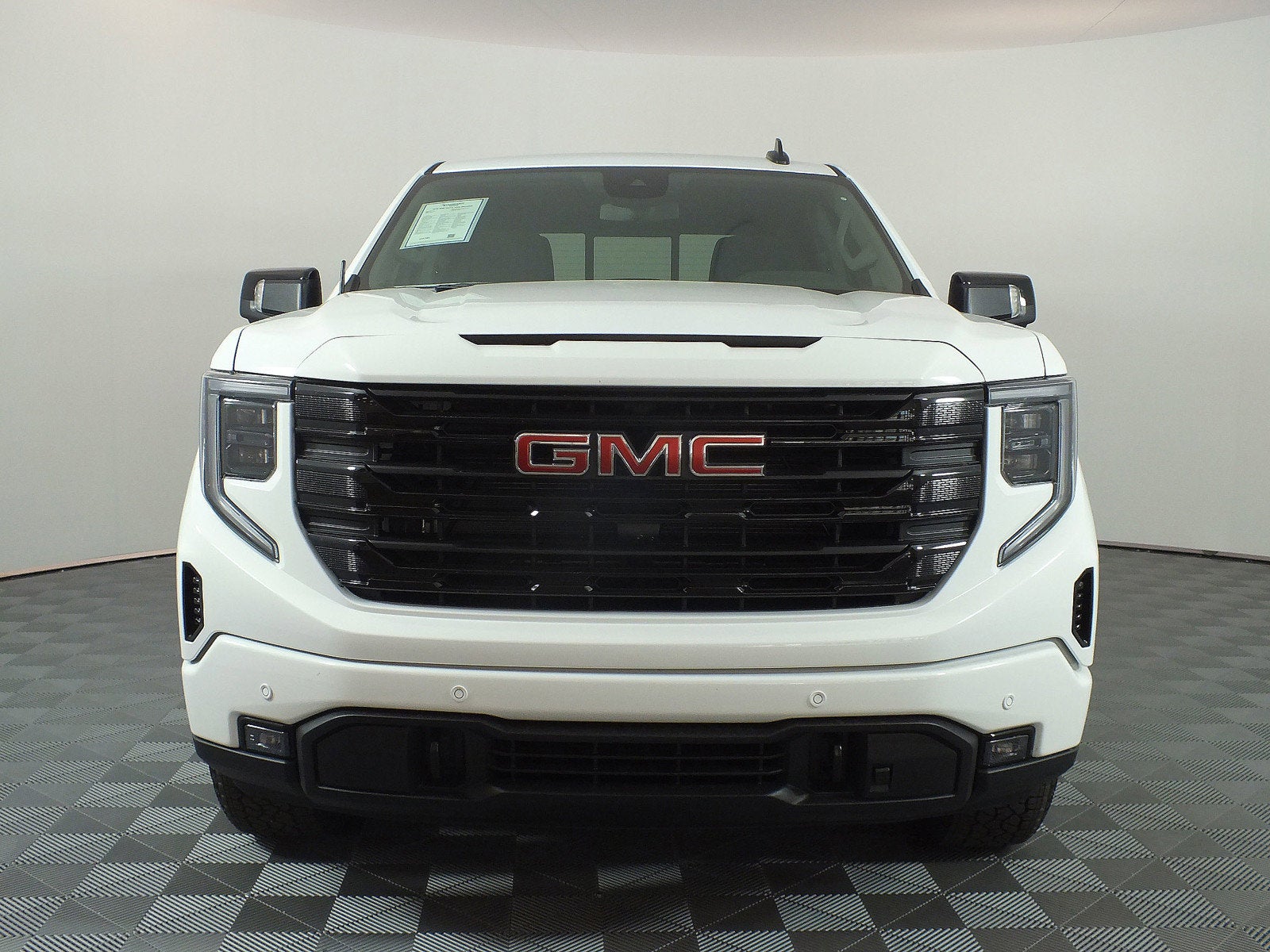 2025 GMC Sierra 1500 Elevation 4WD *1-OWNER! UNDER 3K MILES!*