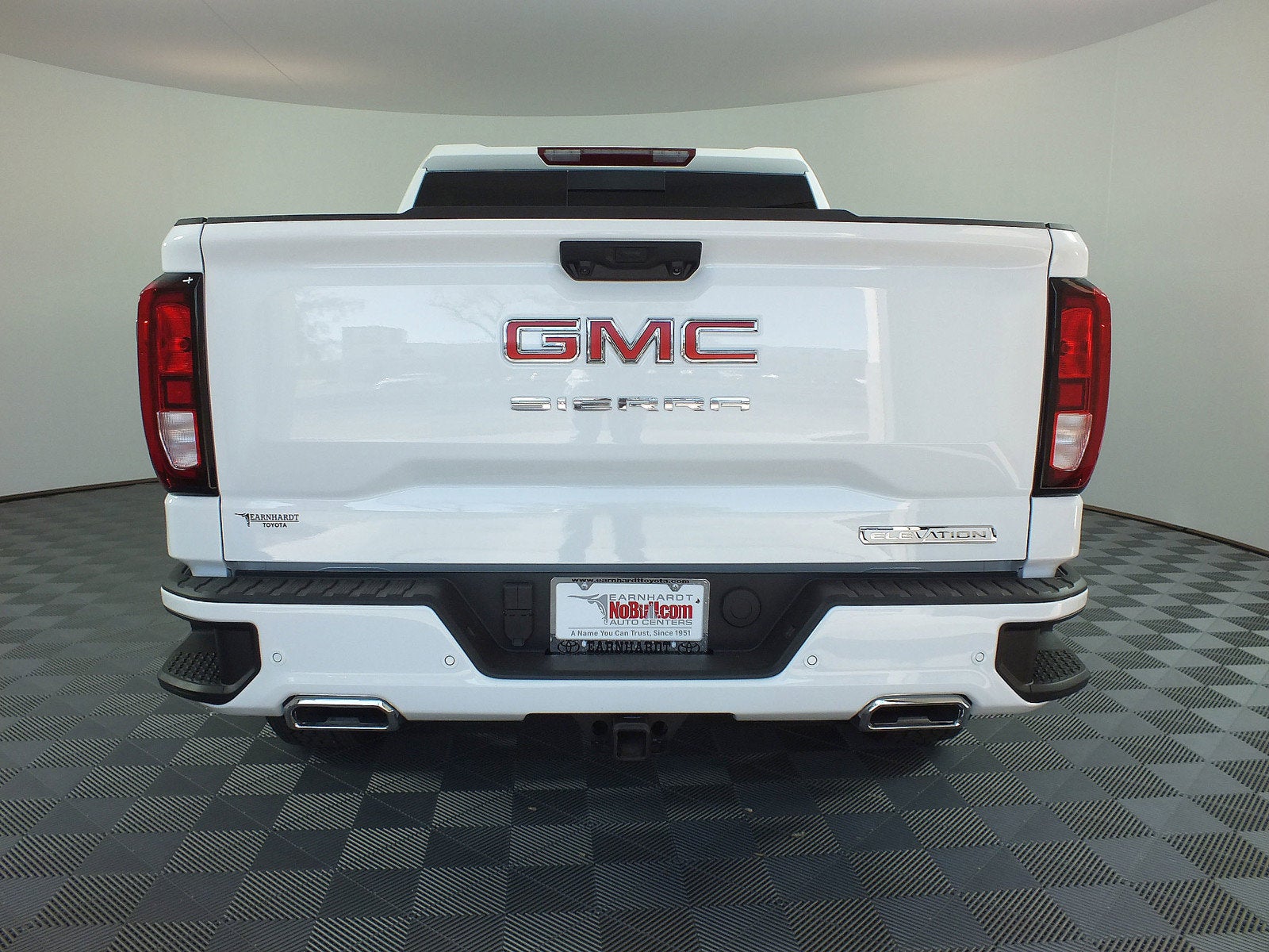 2025 GMC Sierra 1500 Elevation 4WD *1-OWNER! UNDER 3K MILES!*