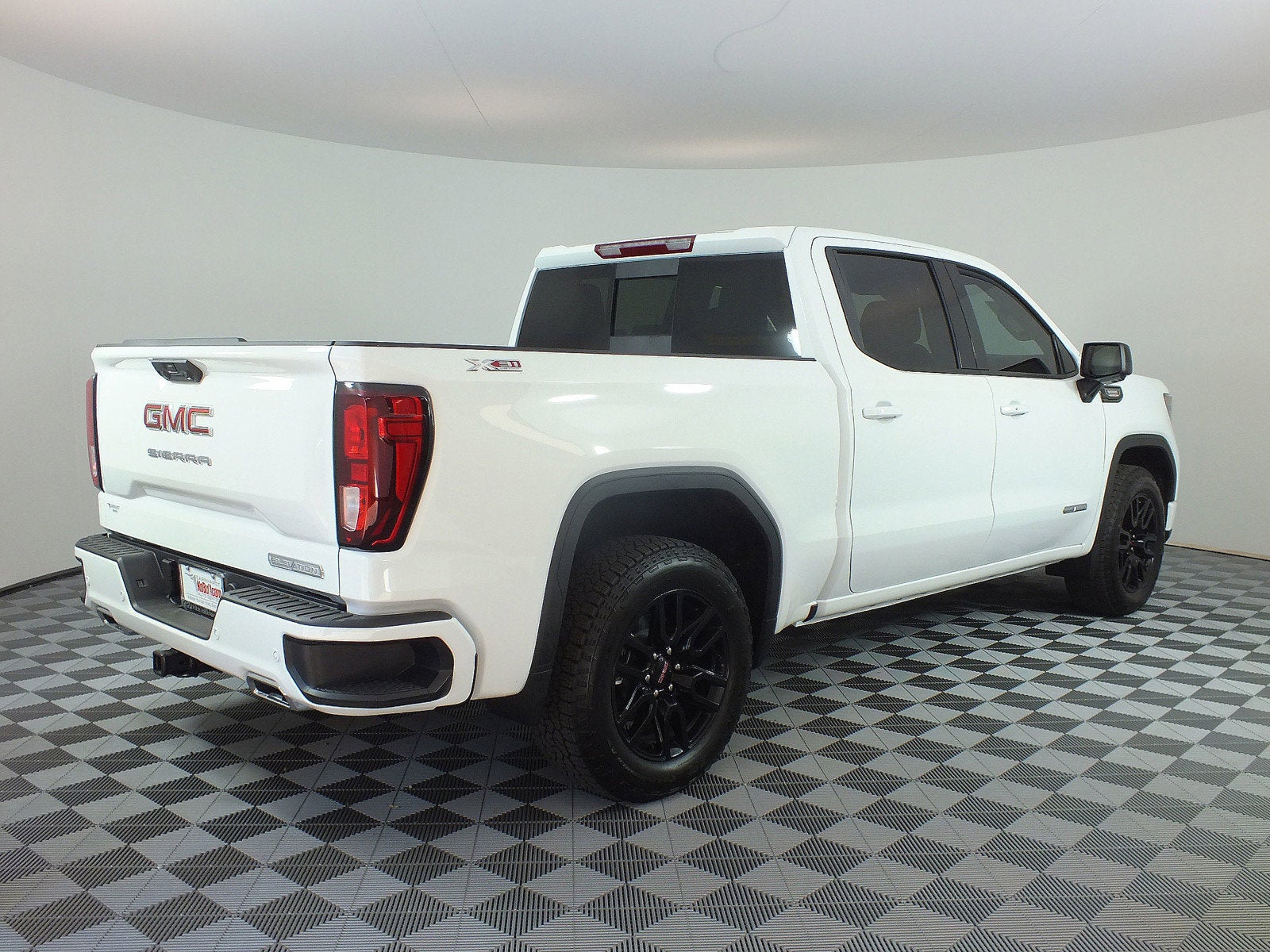 2025 GMC Sierra 1500 Elevation 4WD *1-OWNER! UNDER 3K MILES!*