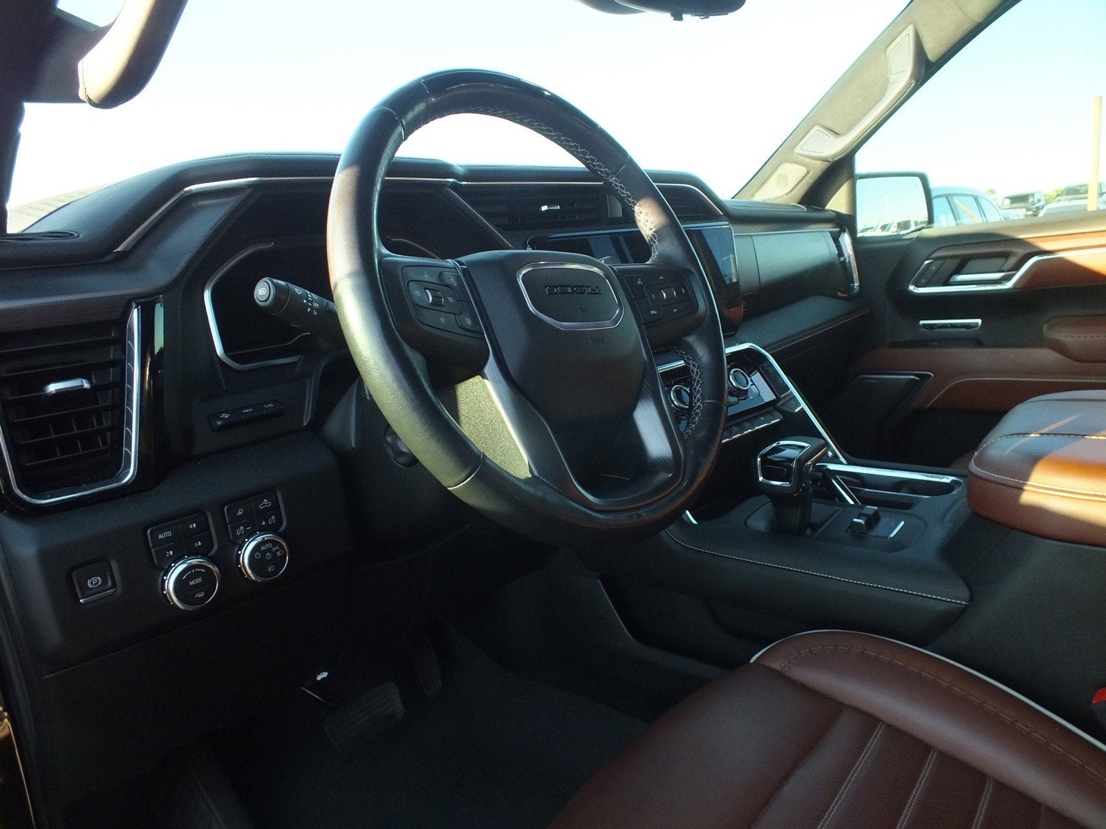 2024 GMC Sierra 1500 Denali Ultimate 4WD *1-OWNER! Luxury Without Limits!*