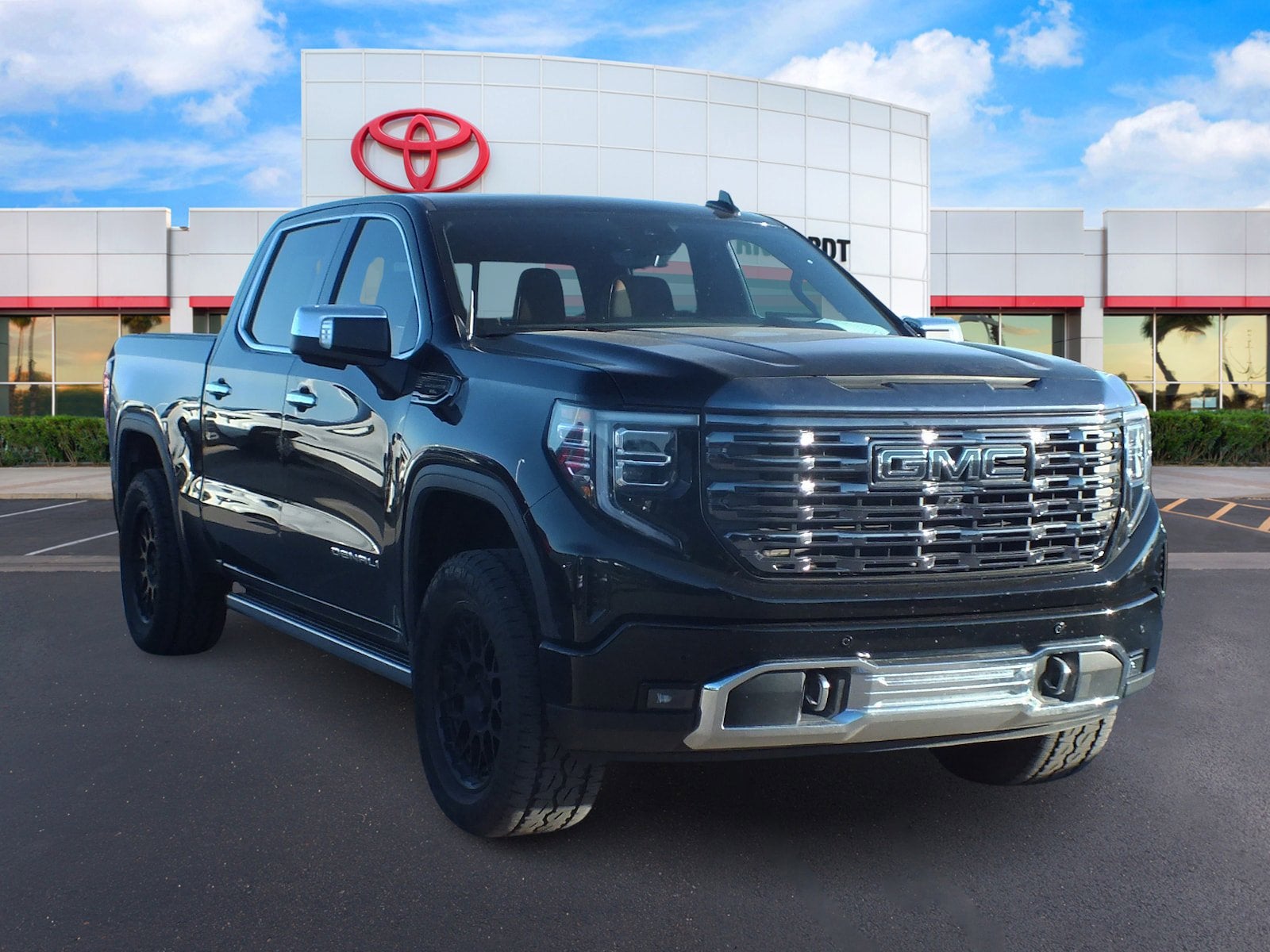 2024 GMC Sierra 1500 Denali Ultimate 4WD *1-OWNER! Luxury Without Limits!*