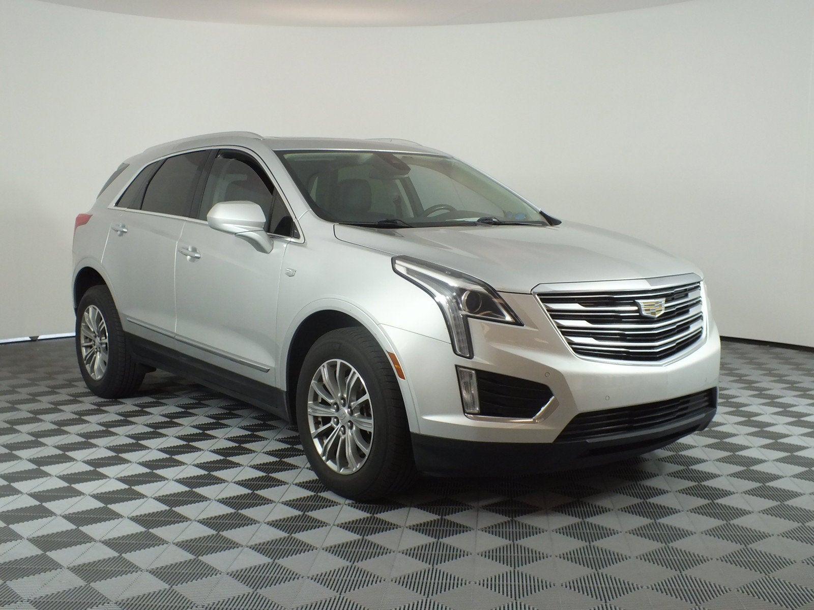2019 Cadillac XT5 Luxury FWD *WELL MAINTAINED!*