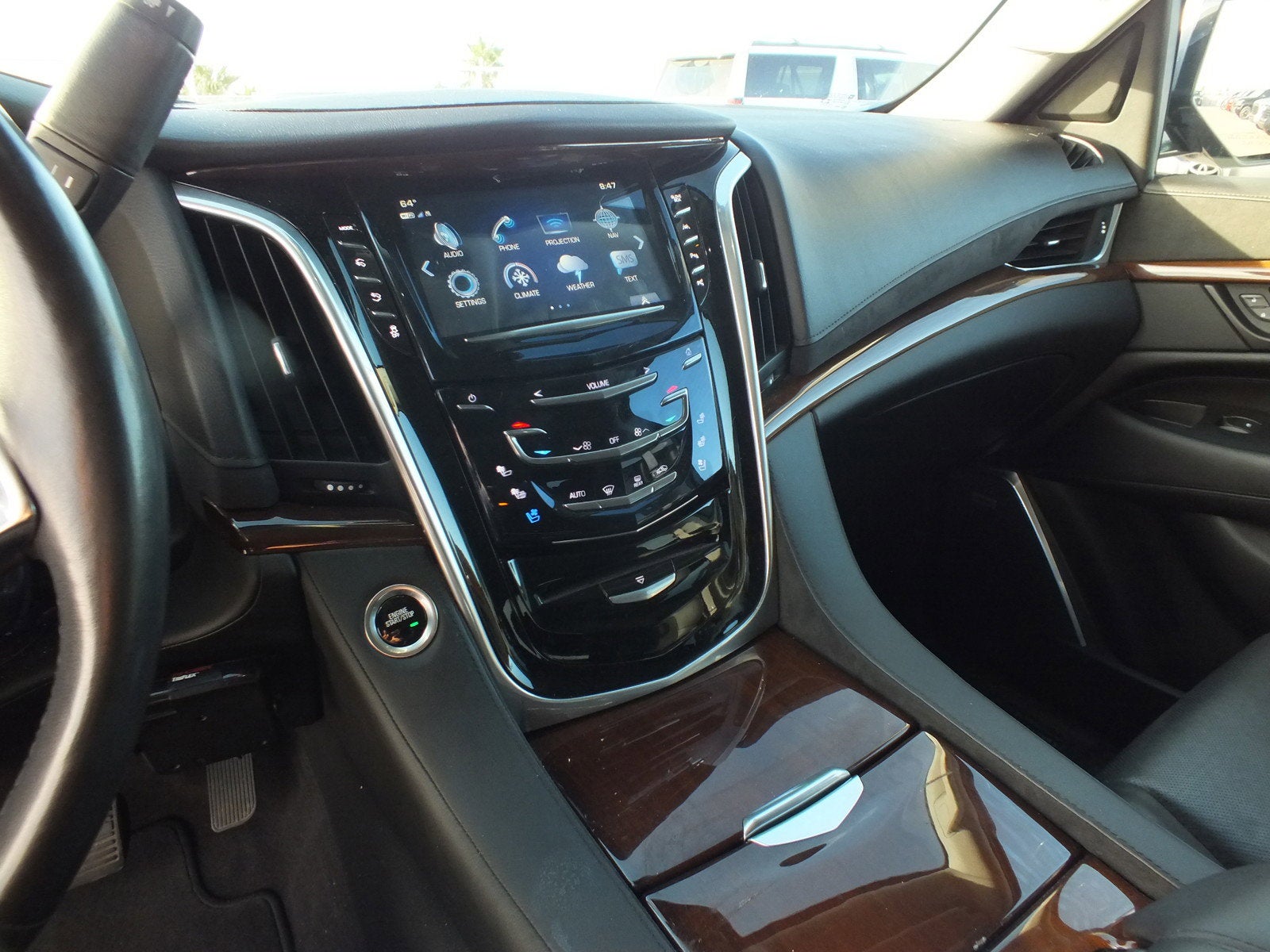 2020 Cadillac Escalade Luxury 4WD *CLEAN CARFAX!*