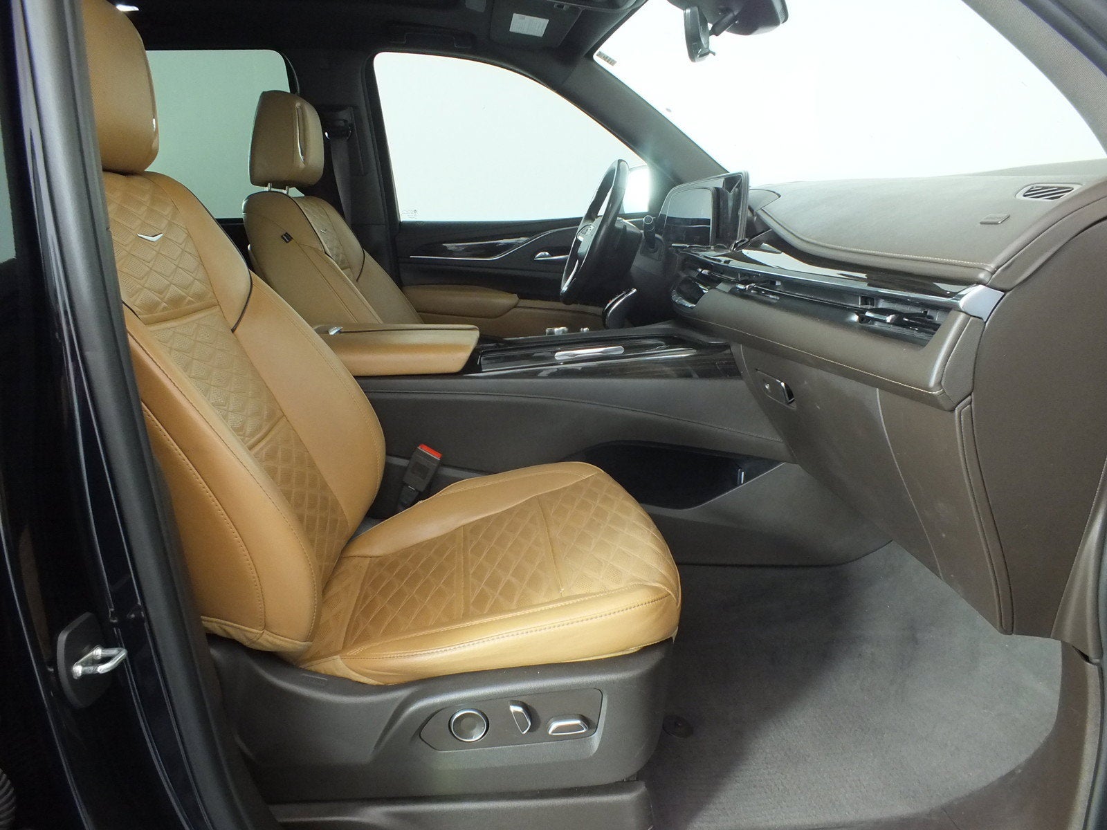 2021 Cadillac Escalade Premium Luxury 4WD *CLEAN CARFAX*