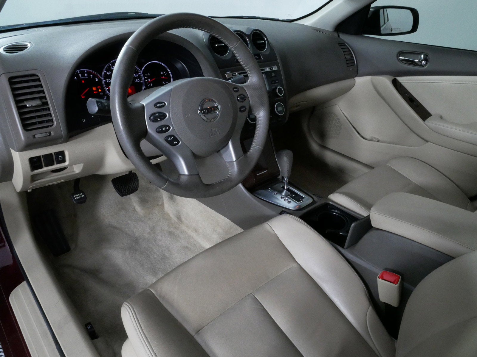 2011 Nissan Altima 2.5 S FWD *CLEAN CARFAX, 1 OWNER!*