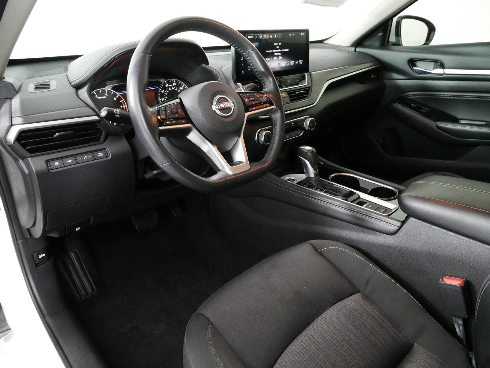 2023 Nissan Altima 2.5 SV FWD *CLEAN CARFAX!*