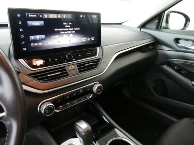 2023 Nissan Altima 2.5 SV FWD *CLEAN CARFAX!*